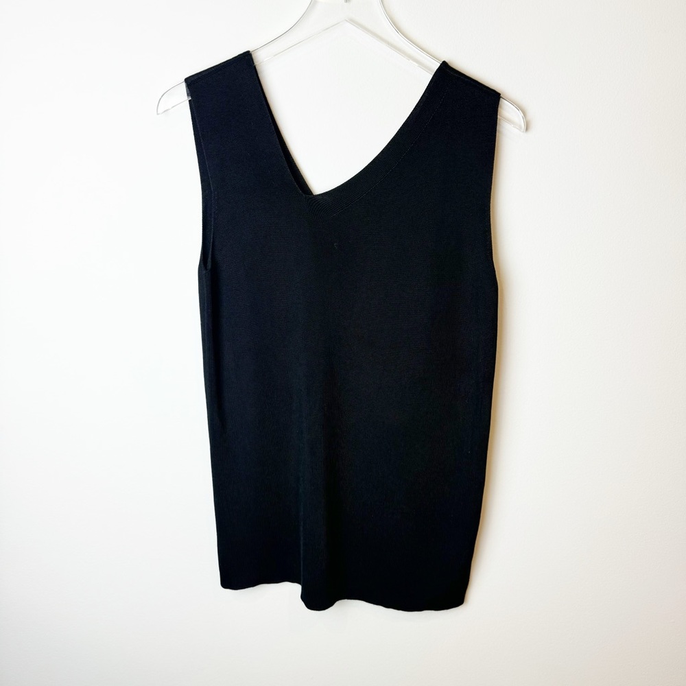 St. John | Black Asymmetric Neck Knit Sleeveless Tank